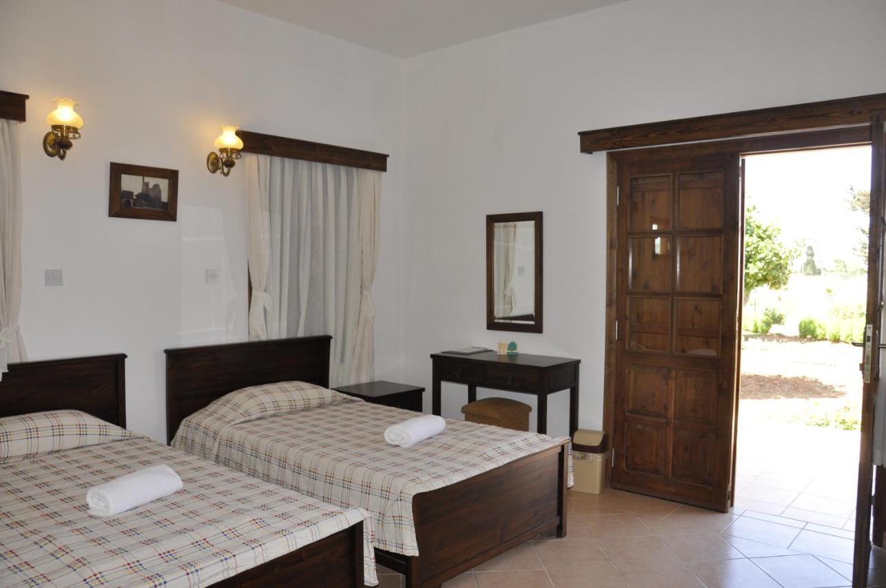 Villa Lembos Hotel Karpaz Rizokarpaso Экстерьер фото